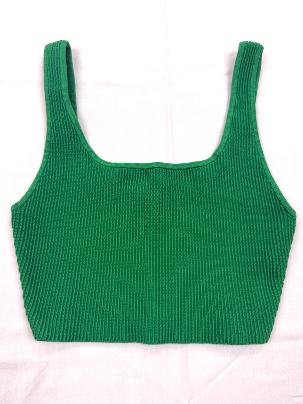 Aritzia Babaton Sculpt Knit Green Square Neck Crop Tank Top Small